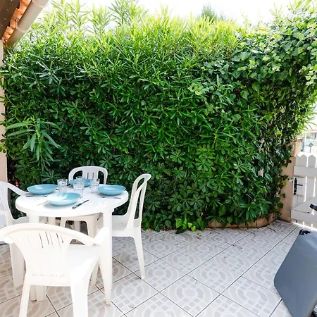 Villa Pavillon Mezzanine Climatise Proche Avec Parking - Fr-1-409a-37 Gruissan