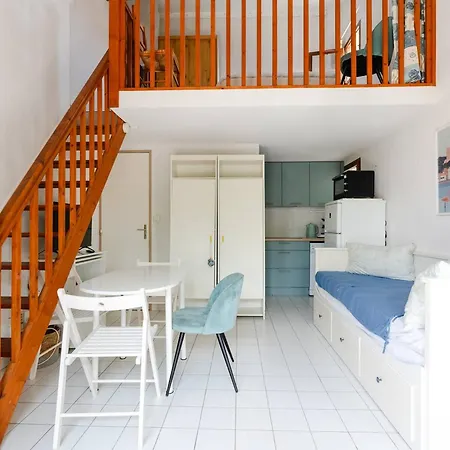 Pavillon Mezzanine Climatise Proche Avec Parking